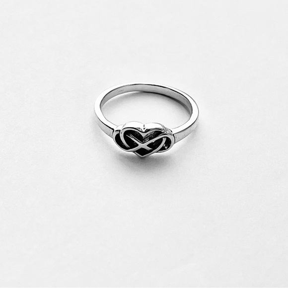 Sterling Silver Infinity Heart Ring, Eternity Love Rings, Celtic Knots Jewelry - Picture 4 of 13